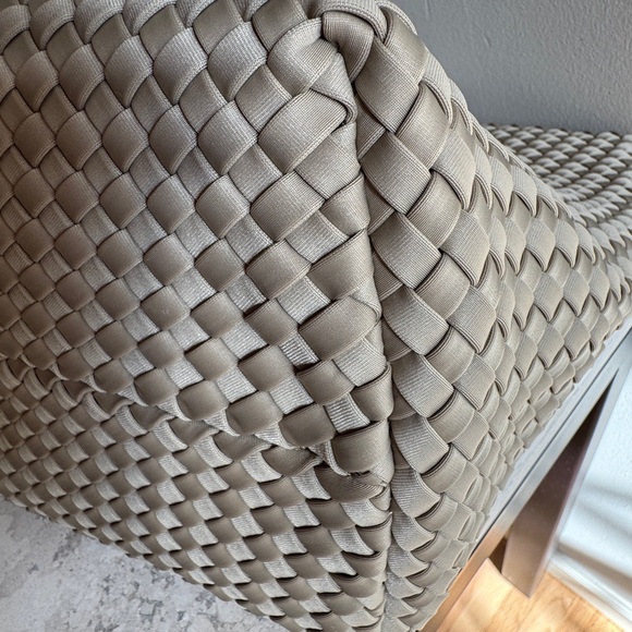 NWT Naghedi St Barth’s Medium Tote Stone Ecru Bag - Picture 4 of 9